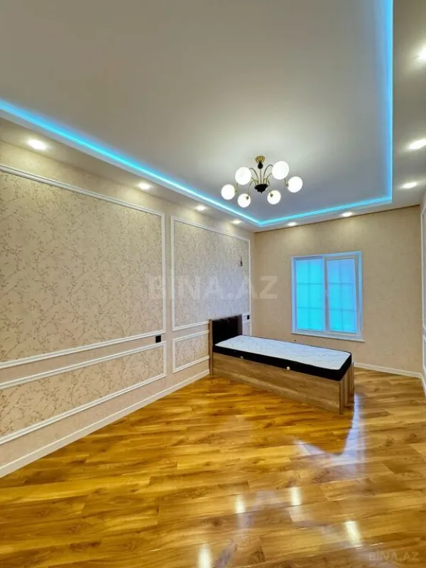 Satılır 6 otaqlı həyət evi 450 m²