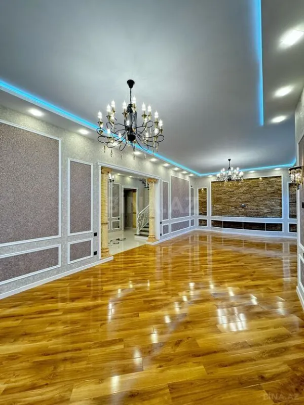 Satılır 6 otaqlı həyət evi 450 m²