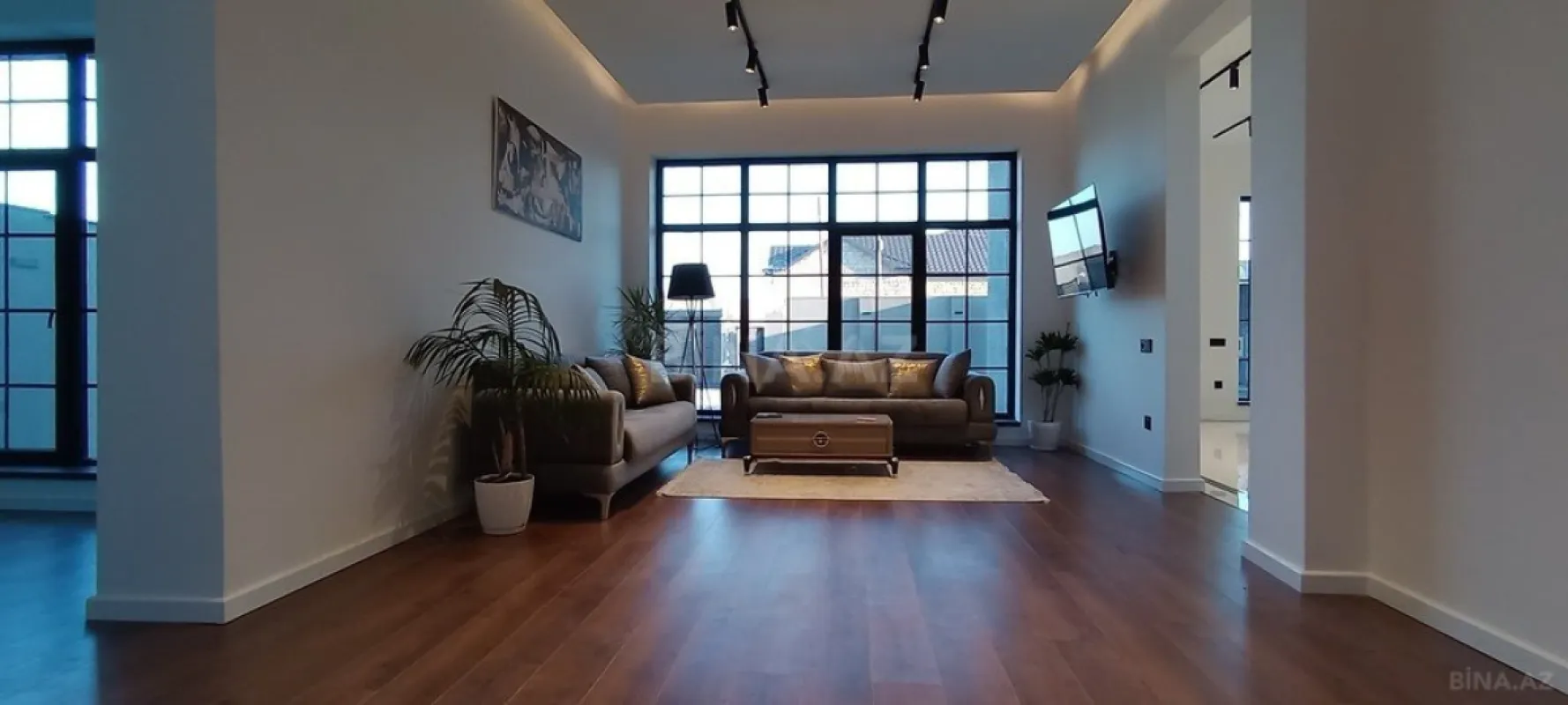 Kirayə verilir 5 otaqlı həyət evi 340 m²