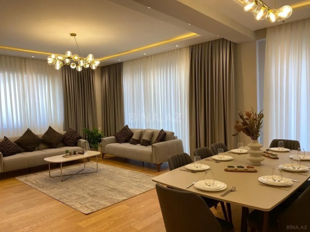 Kirayə verilir 3 otaqlı mənzil 157 m²