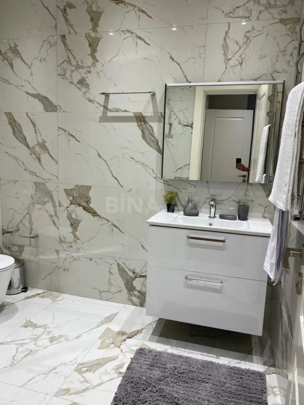 Kirayə verilir 3 otaqlı mənzil 157 m²