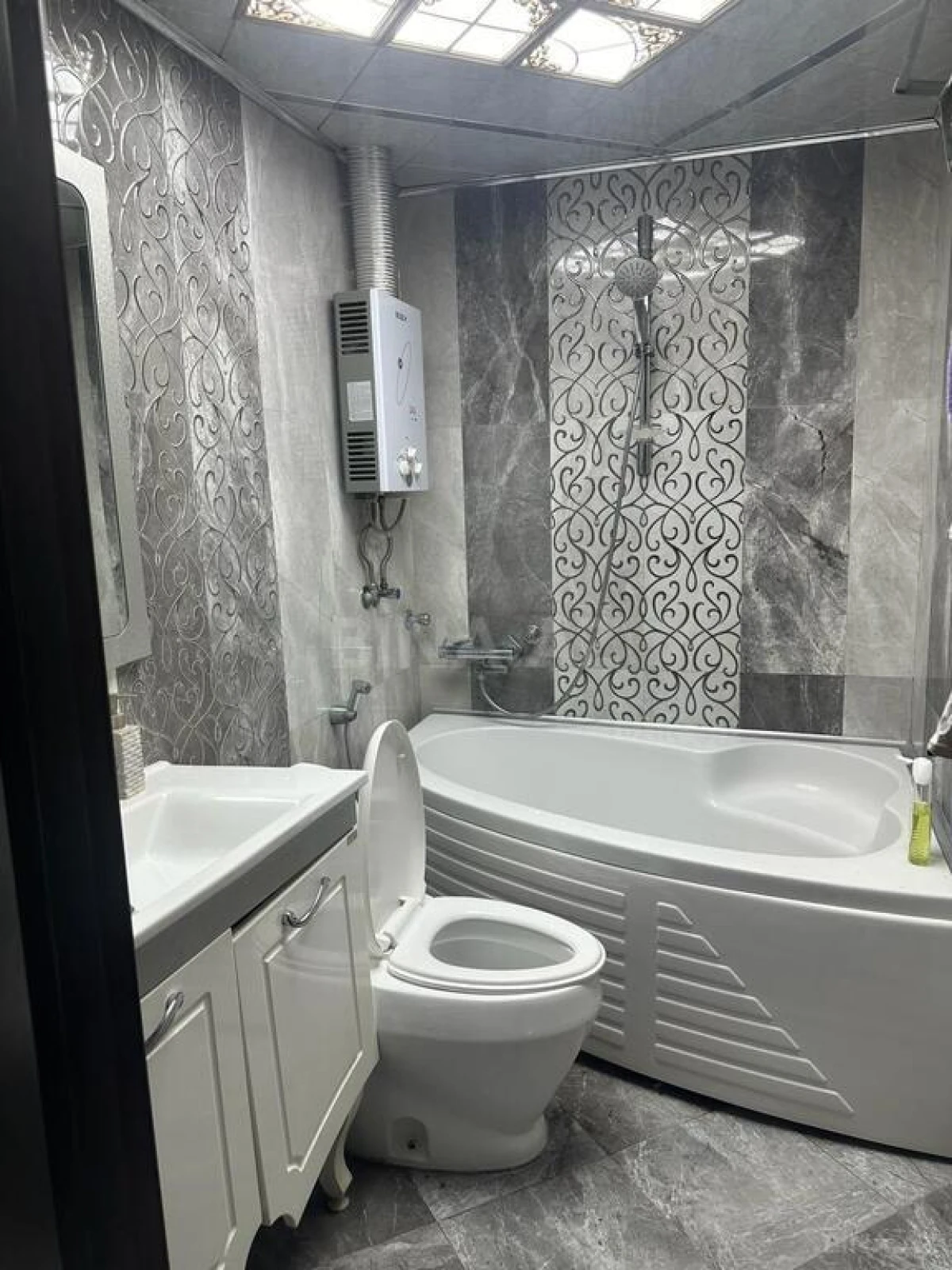 Satılır 3 otaqlı mənzil 70 m²