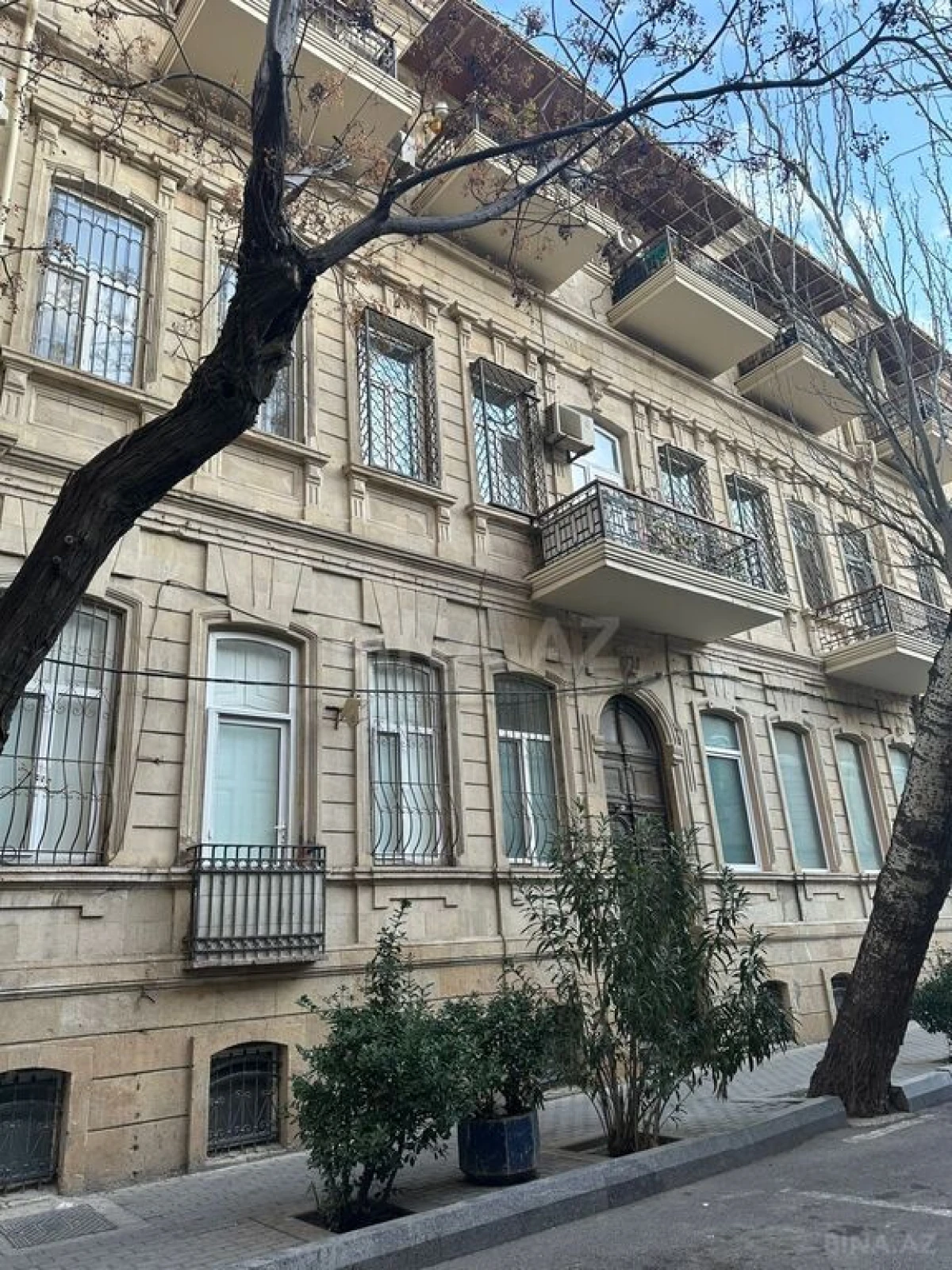Satılır 3 otaqlı mənzil 70 m²