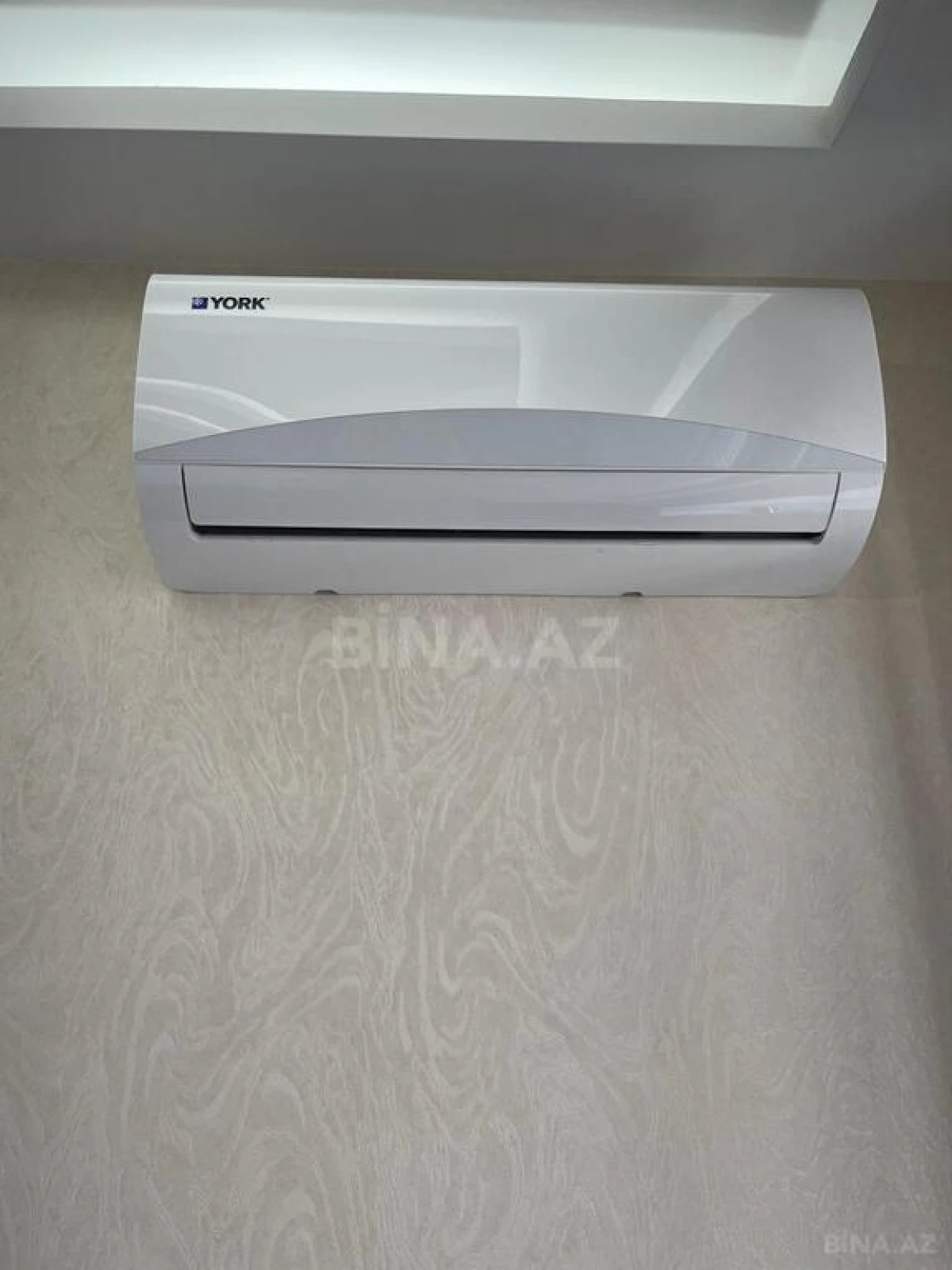 Kirayə verilir 3 otaqlı mənzil 146 m²