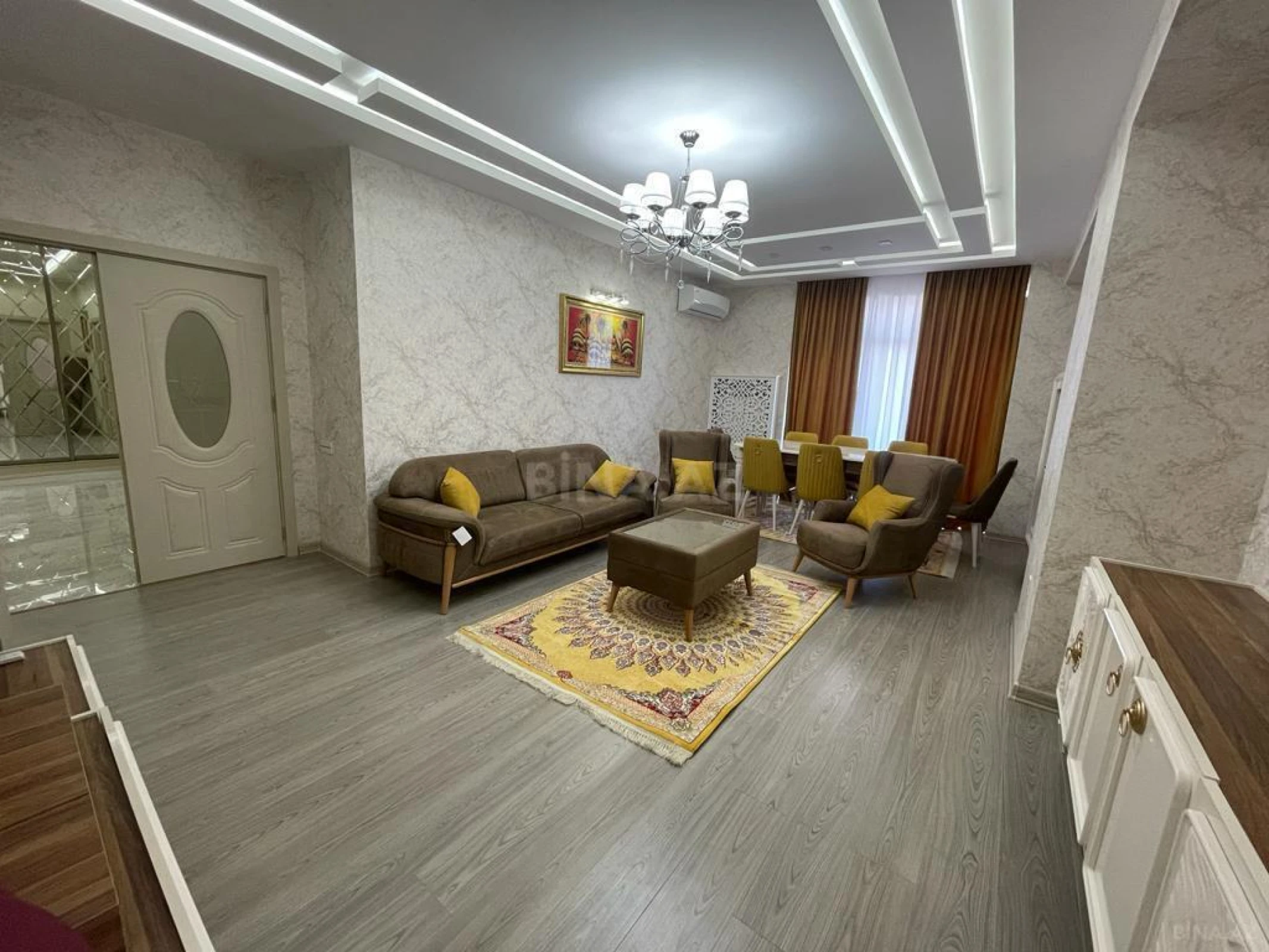 Kirayə verilir 3 otaqlı mənzil 146 m²