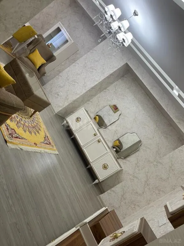 Kirayə verilir 3 otaqlı mənzil 146 m²