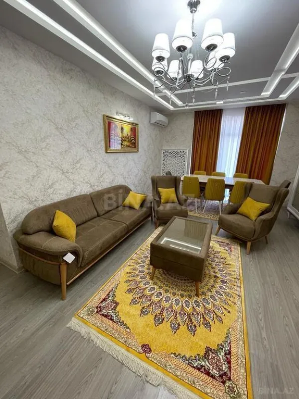 Kirayə verilir 3 otaqlı mənzil 146 m²