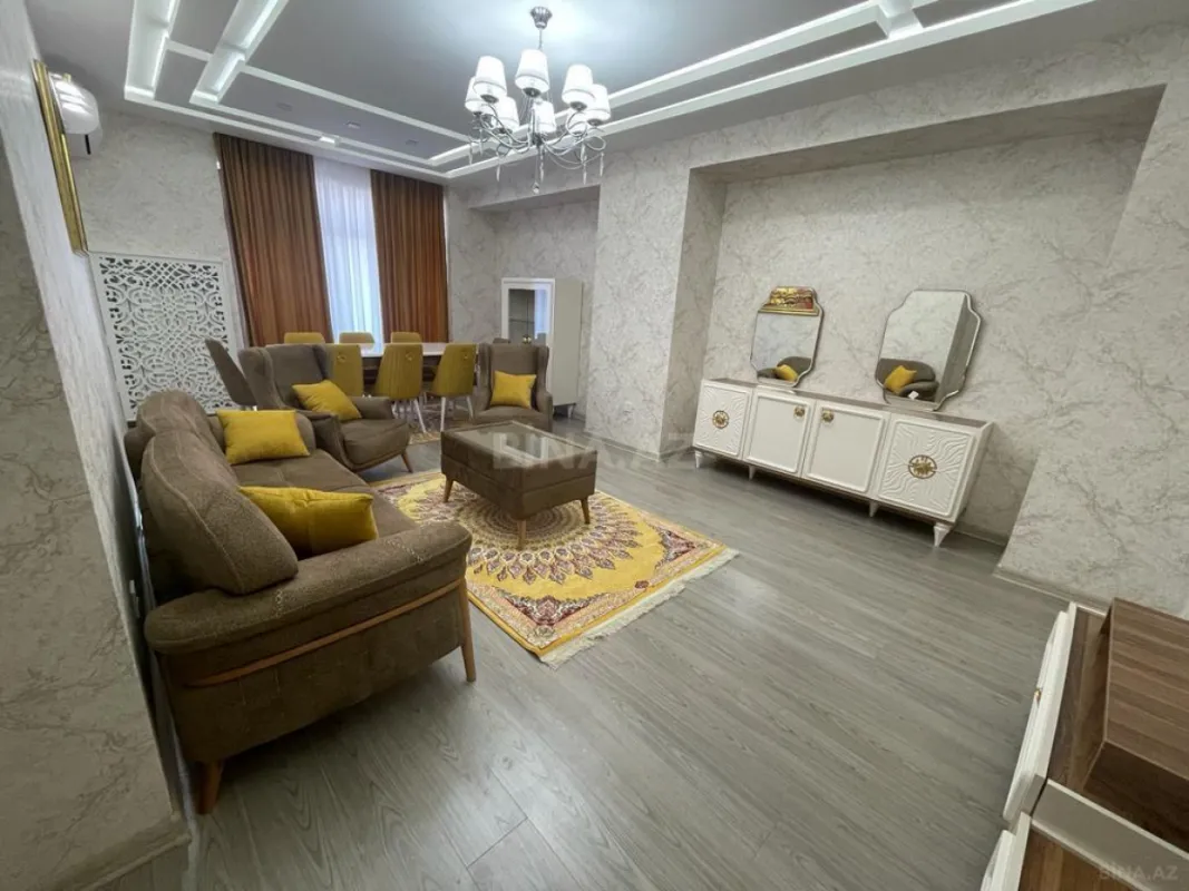 Kirayə verilir 3 otaqlı mənzil 146 m²
