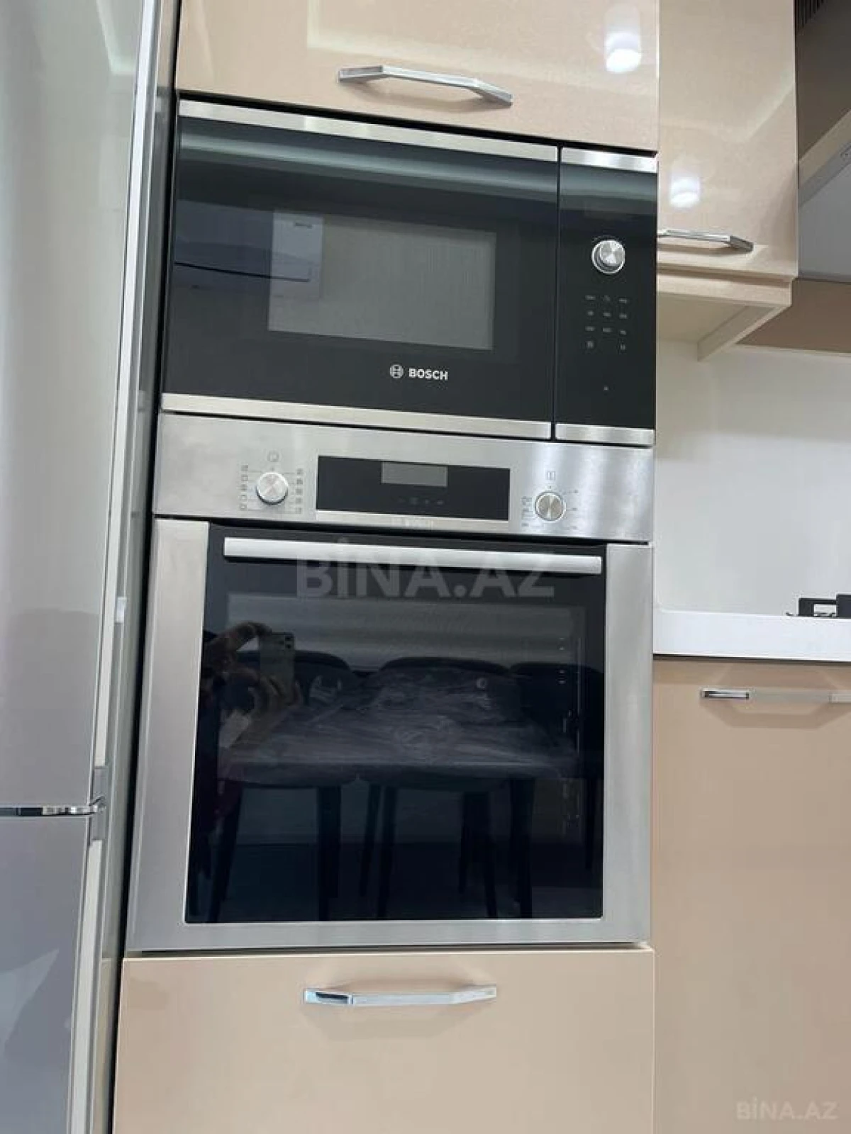 Kirayə verilir 3 otaqlı mənzil 146 m²