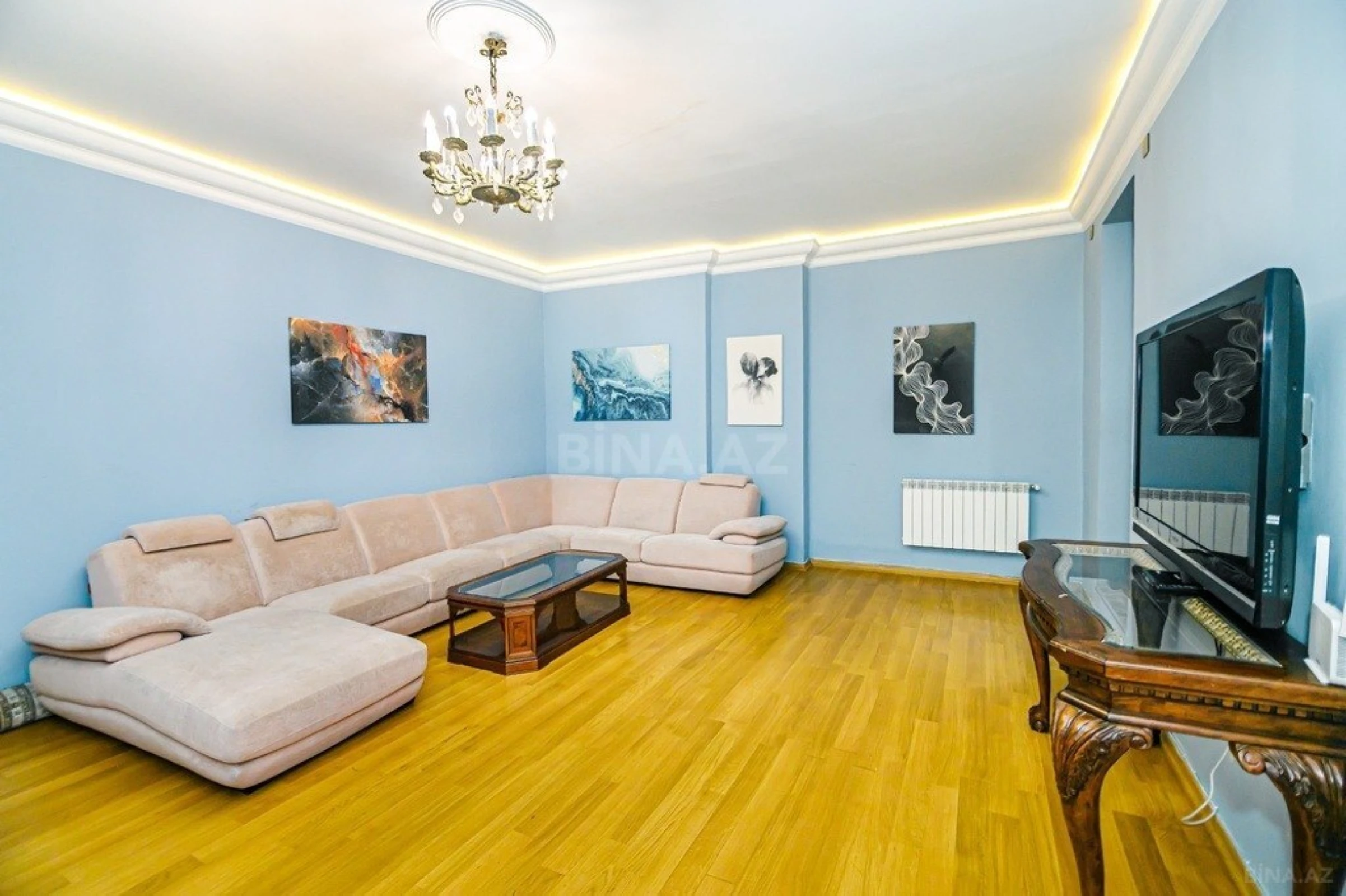 Kirayə verilir 2 otaqlı mənzil 75 m²