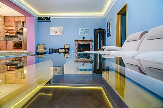 Kirayə verilir 2 otaqlı mənzil 75 m²