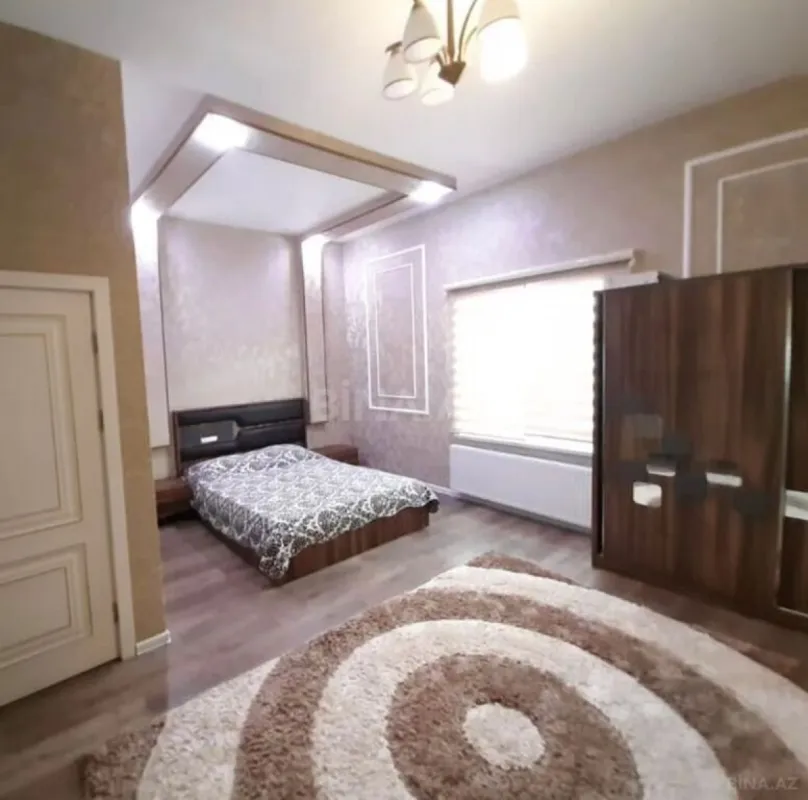 Kirayə verilir 5 otaqlı həyət evi 200 m²