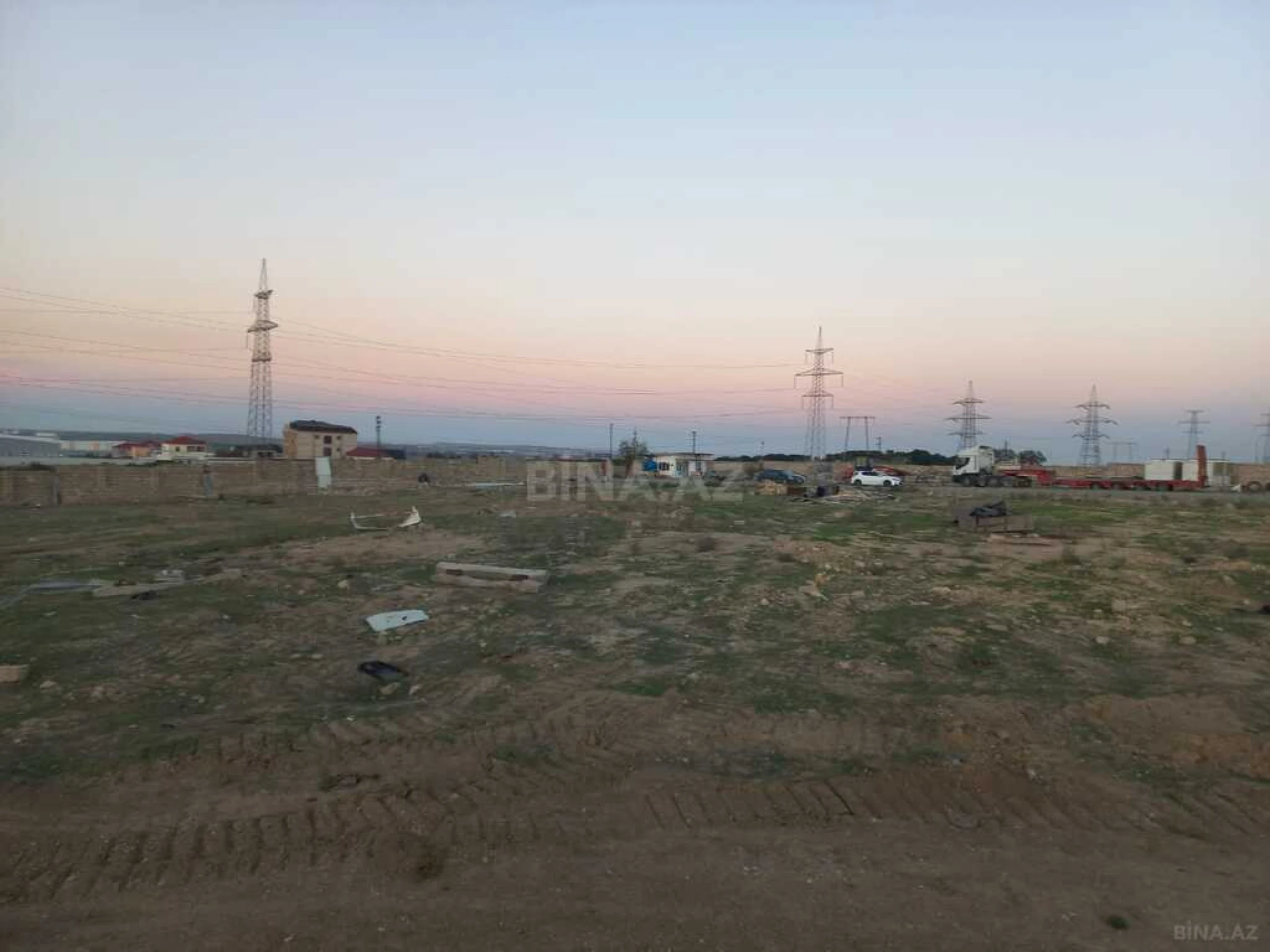 Satılır torpaq sahəsi 500 m²