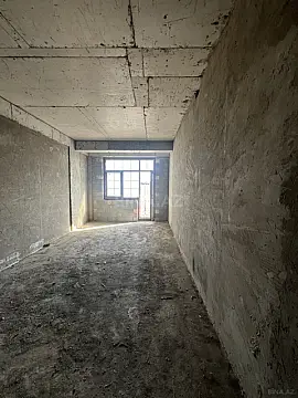 Satılır 2 otaqlı mənzil 86 m²