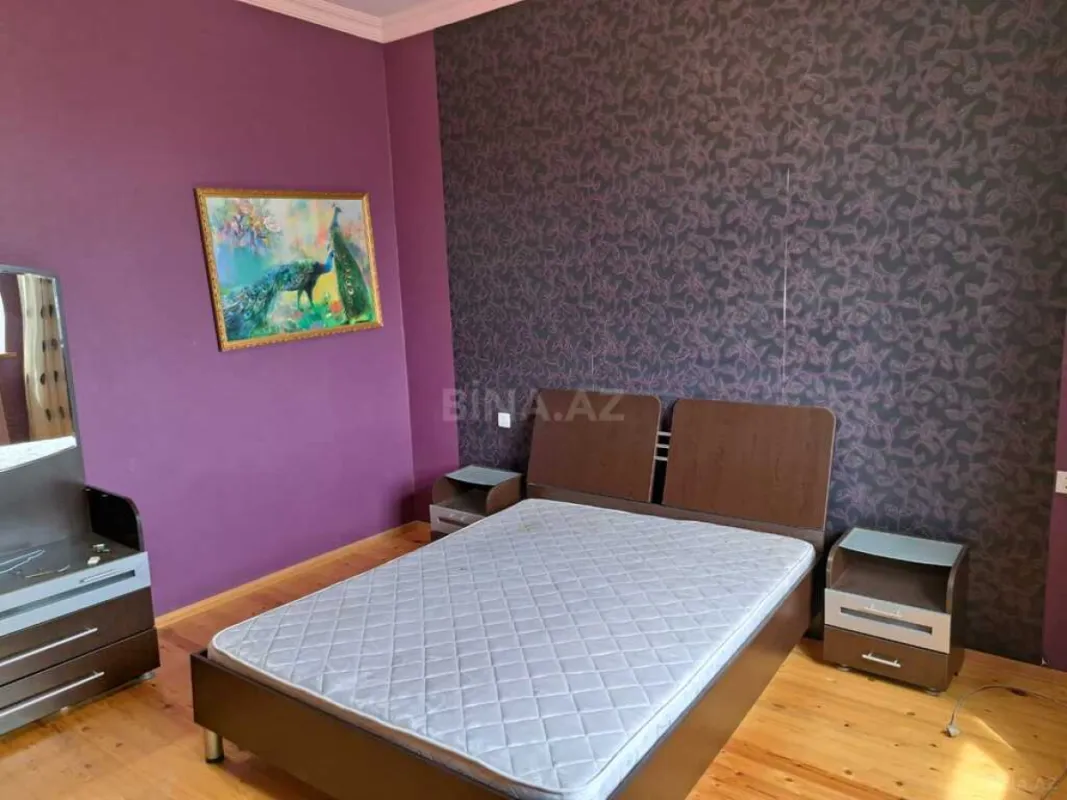 Satılır 7 otaqlı həyət evi 330 m²