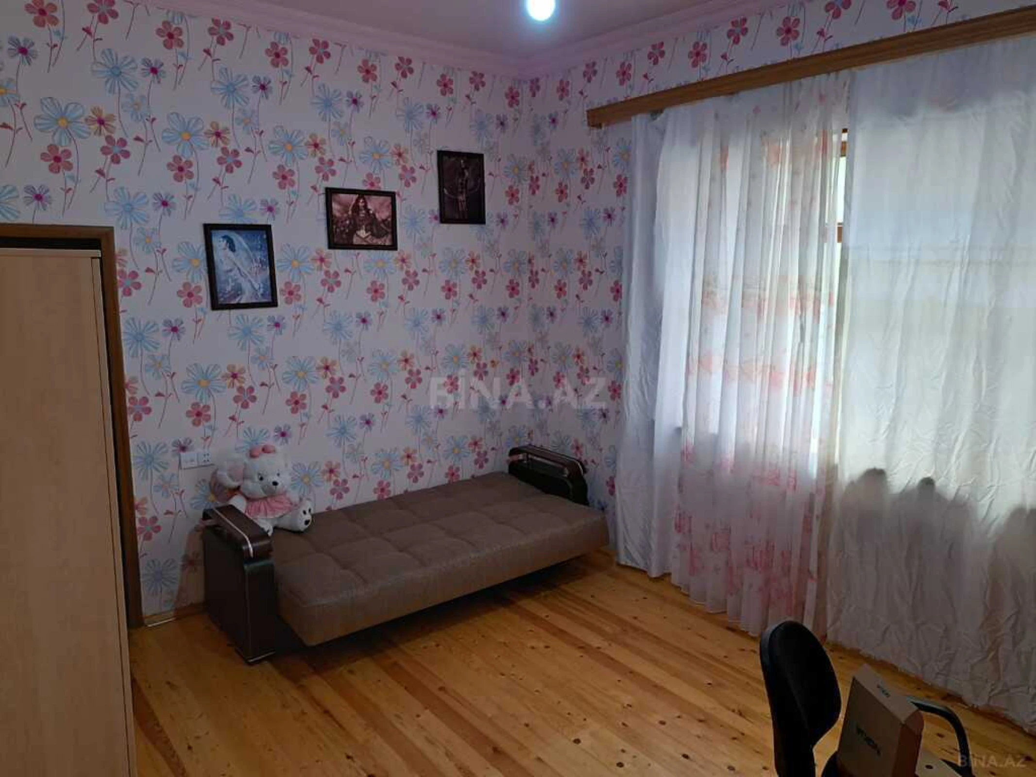 Satılır 7 otaqlı həyət evi 330 m²