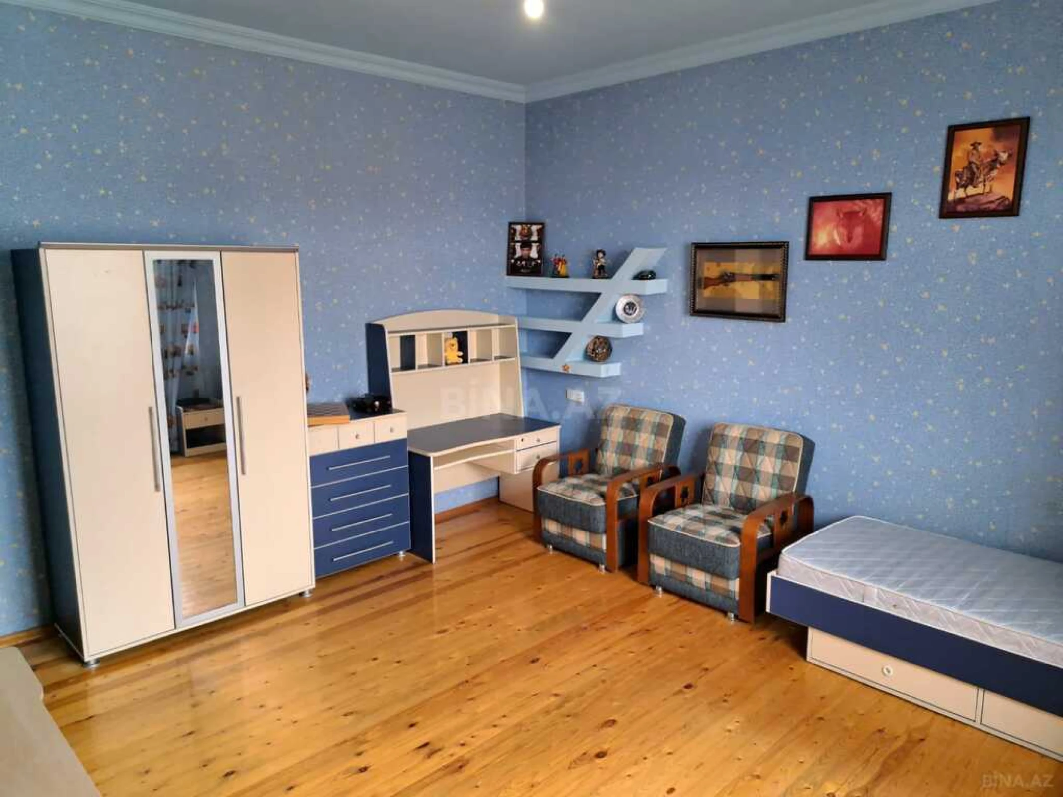 Satılır 7 otaqlı həyət evi 330 m²