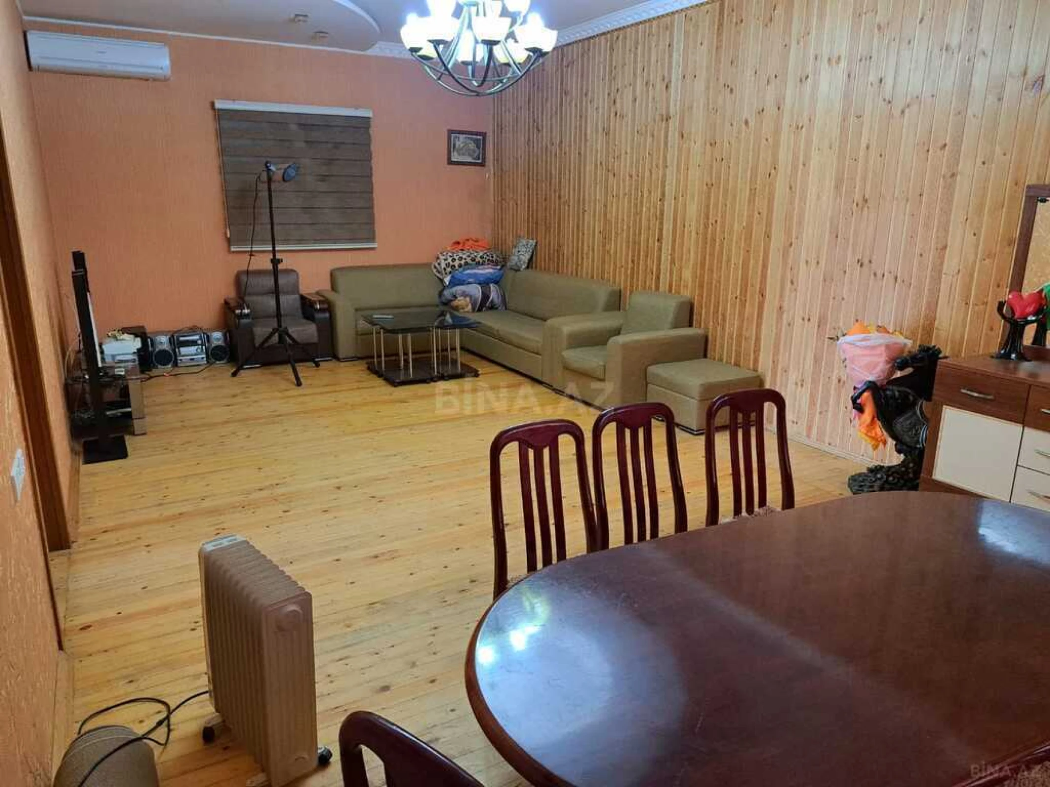 Satılır 7 otaqlı həyət evi 330 m²