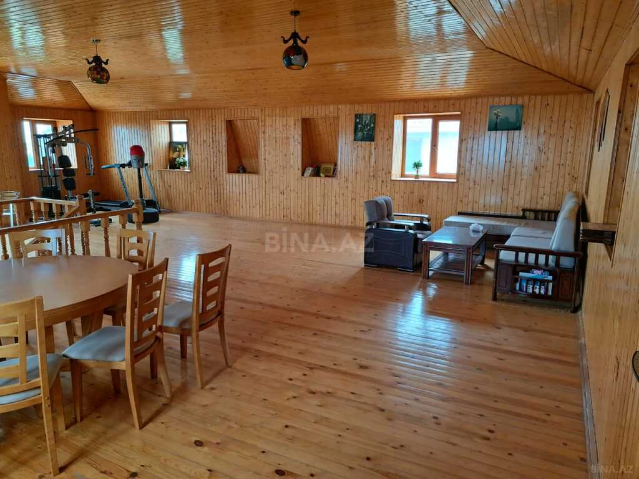 Satılır 7 otaqlı həyət evi 330 m²