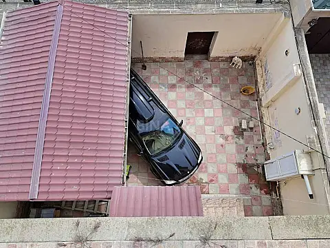 Satılır 7 otaqlı həyət evi 330 m²