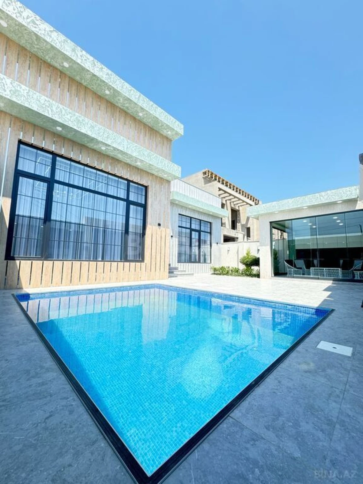 Satılır 4 otaqlı həyət evi 170 m²