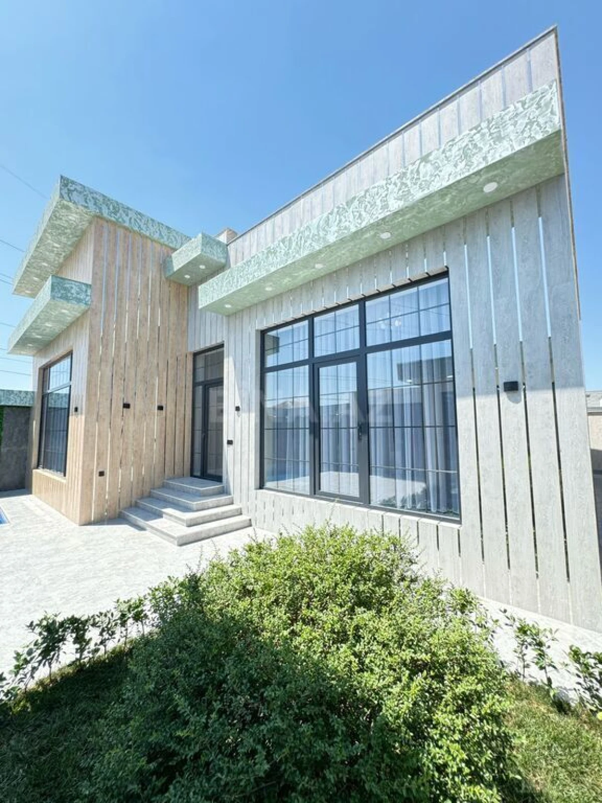 Satılır 4 otaqlı həyət evi 170 m²