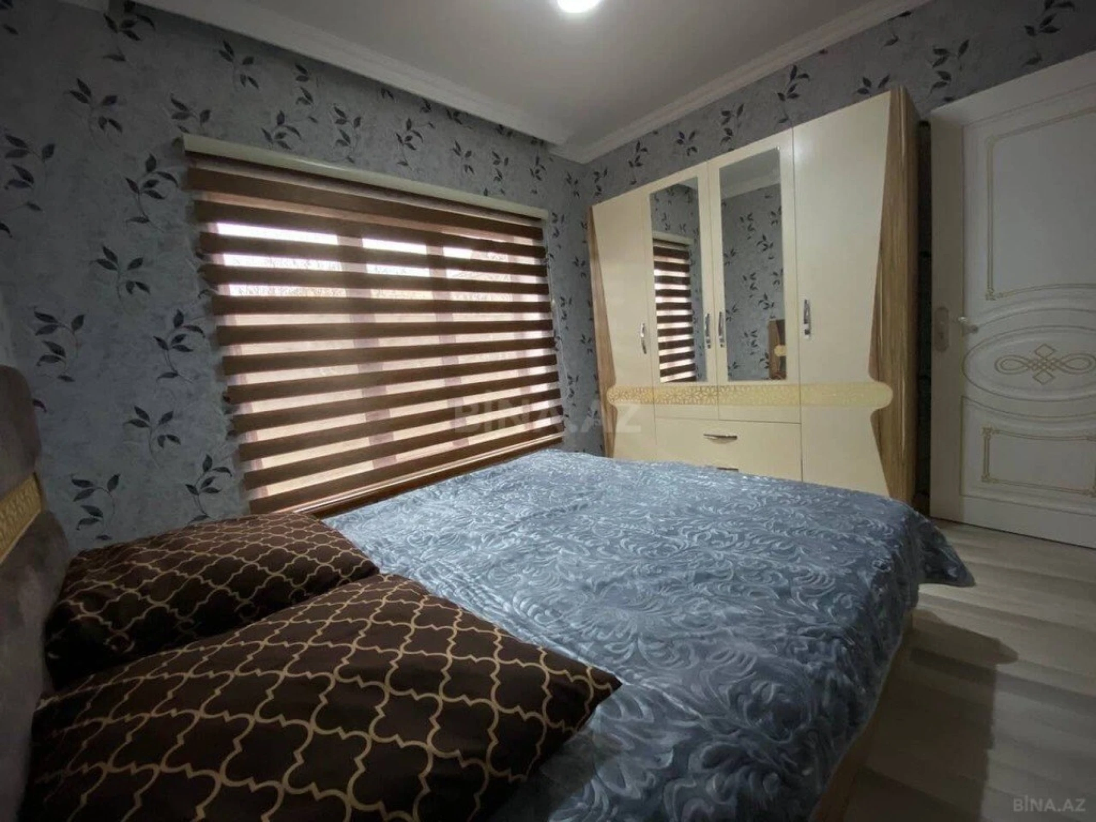 Kirayə verilir 6 otaqlı həyət evi 160 m²