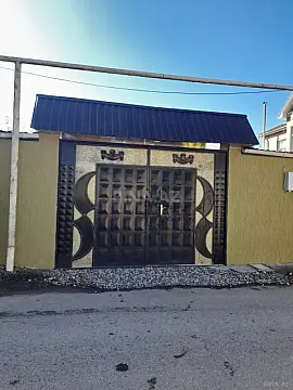 Kirayə verilir 6 otaqlı həyət evi 160 m²