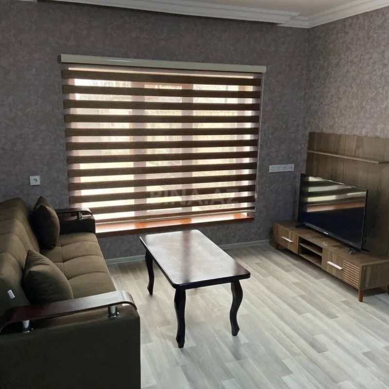 Kirayə verilir 6 otaqlı həyət evi 160 m²