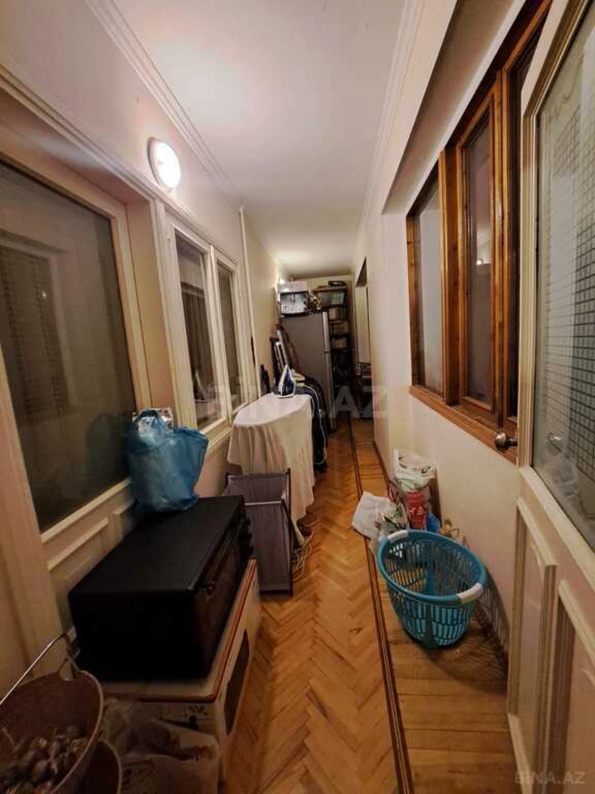 Satılır 5 otaqlı mənzil 135 m²