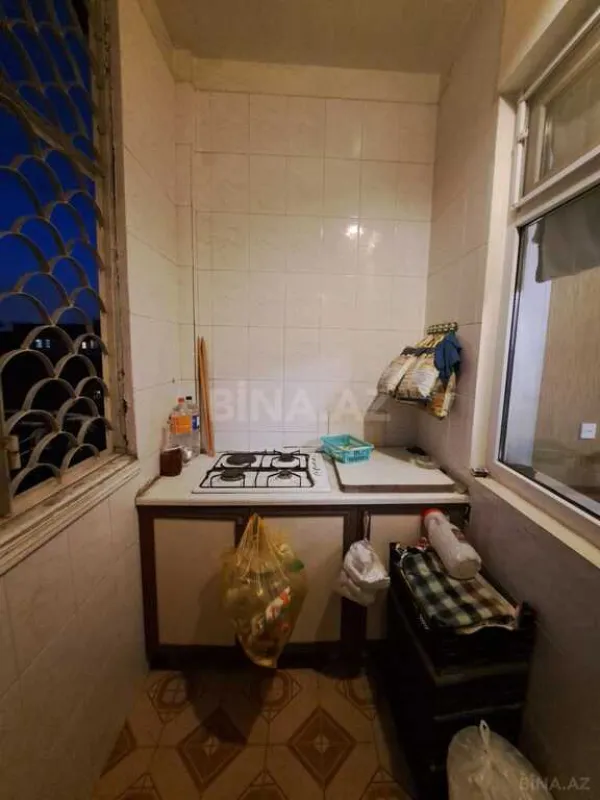 Satılır 5 otaqlı mənzil 135 m²