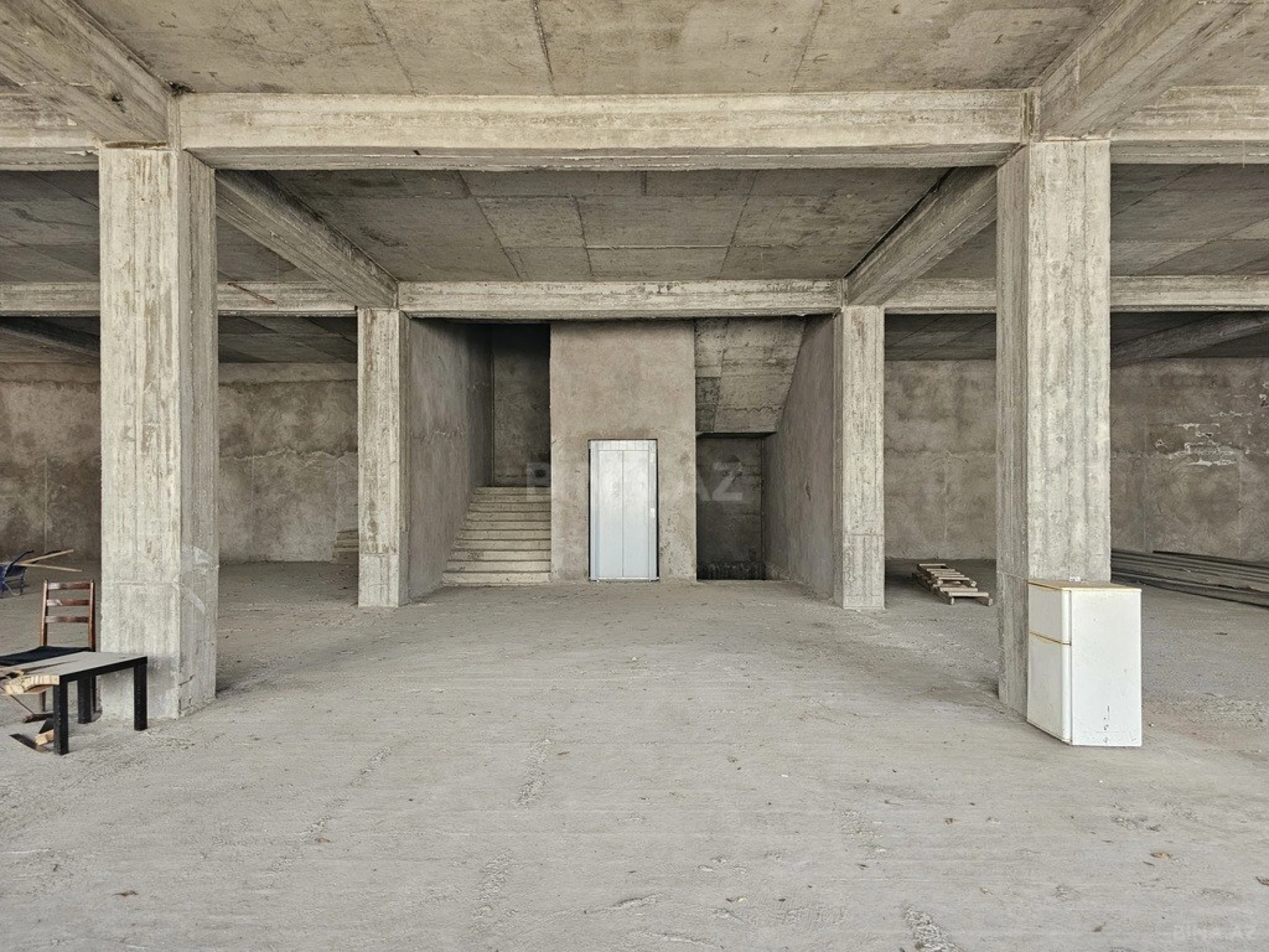 Satılır obyekt 3500 m²