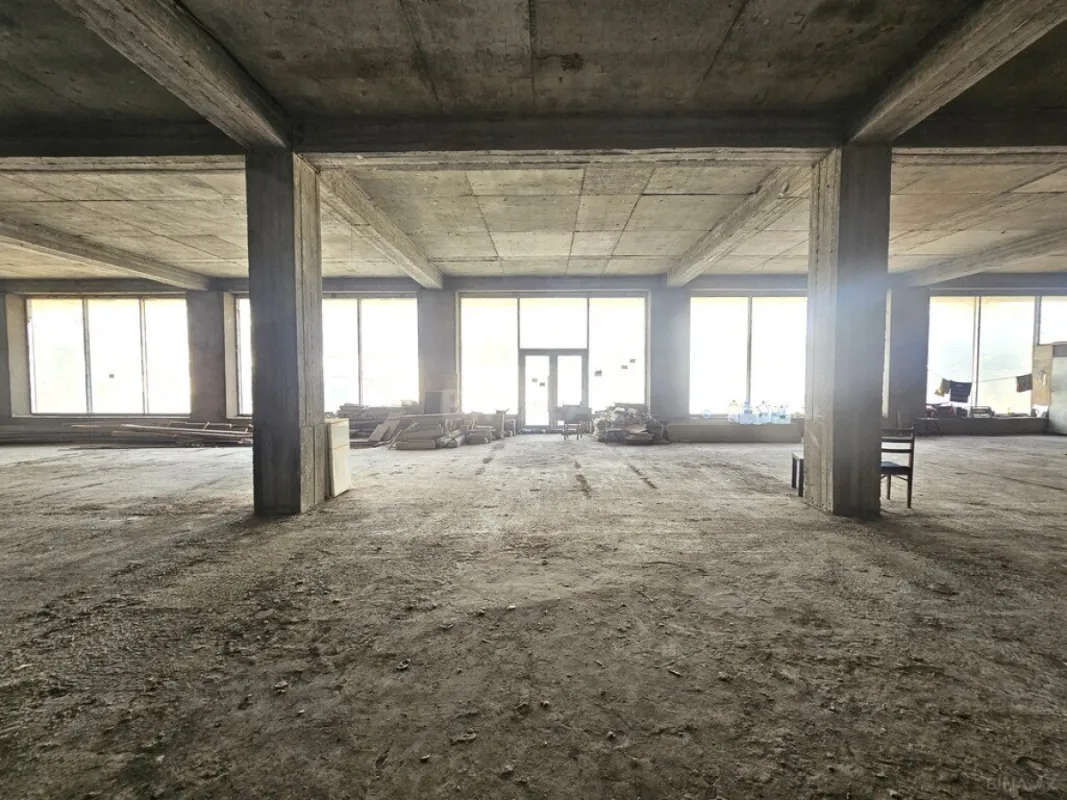 Satılır obyekt 3500 m²