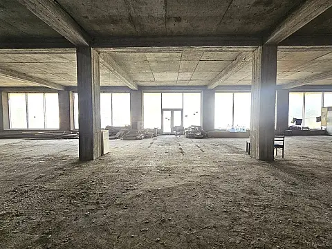 Satılır obyekt 3500 m²