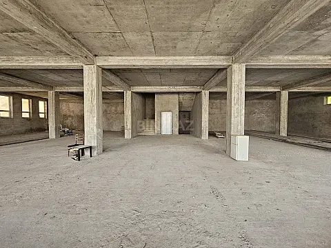 Satılır obyekt 3500 m²