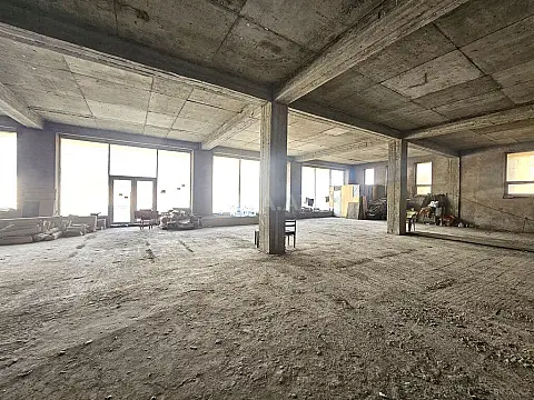 Satılır obyekt 3500 m²