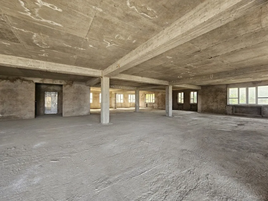 Satılır obyekt 3500 m²