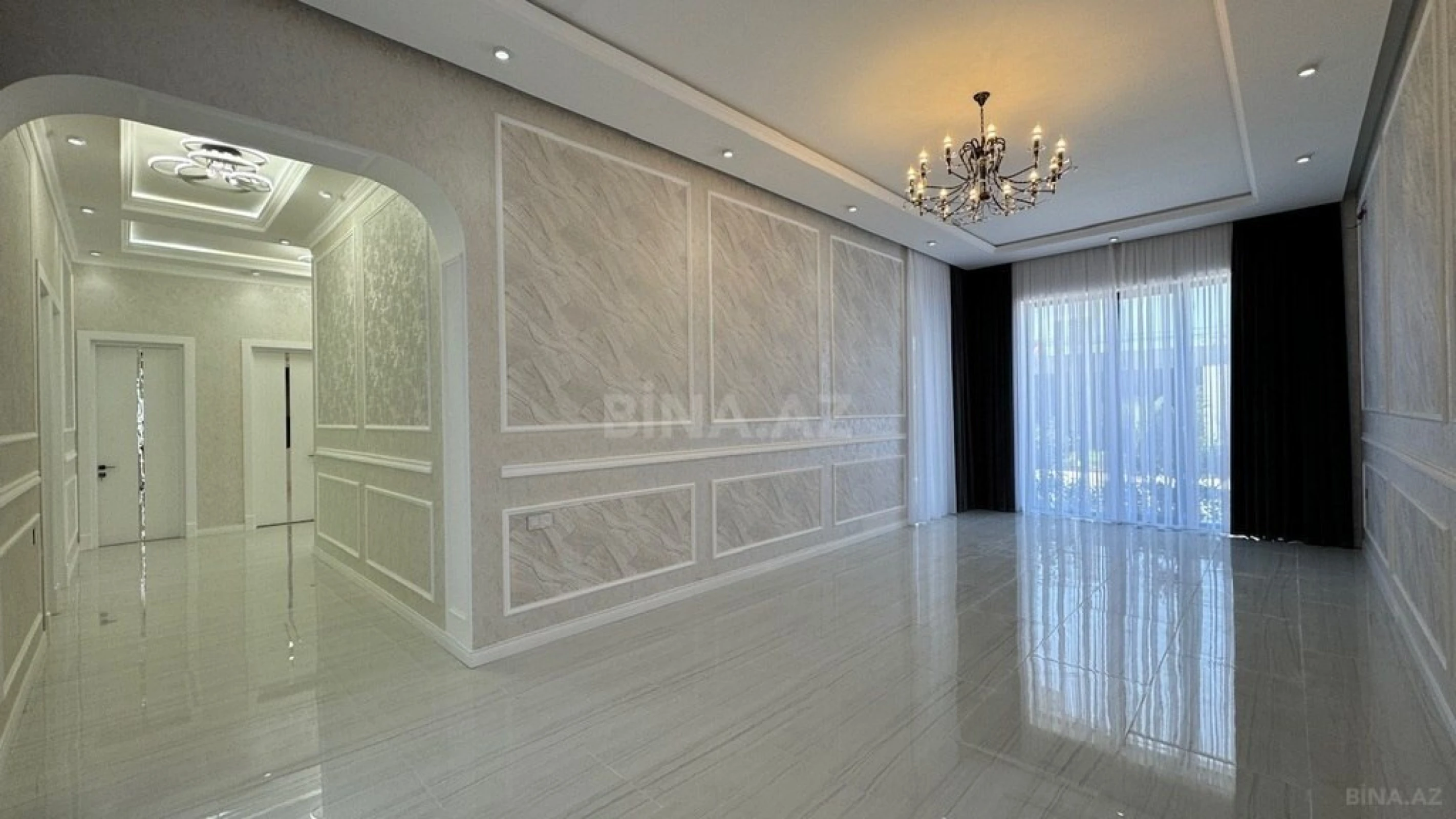Satılır 5 otaqlı həyət evi 220 m²