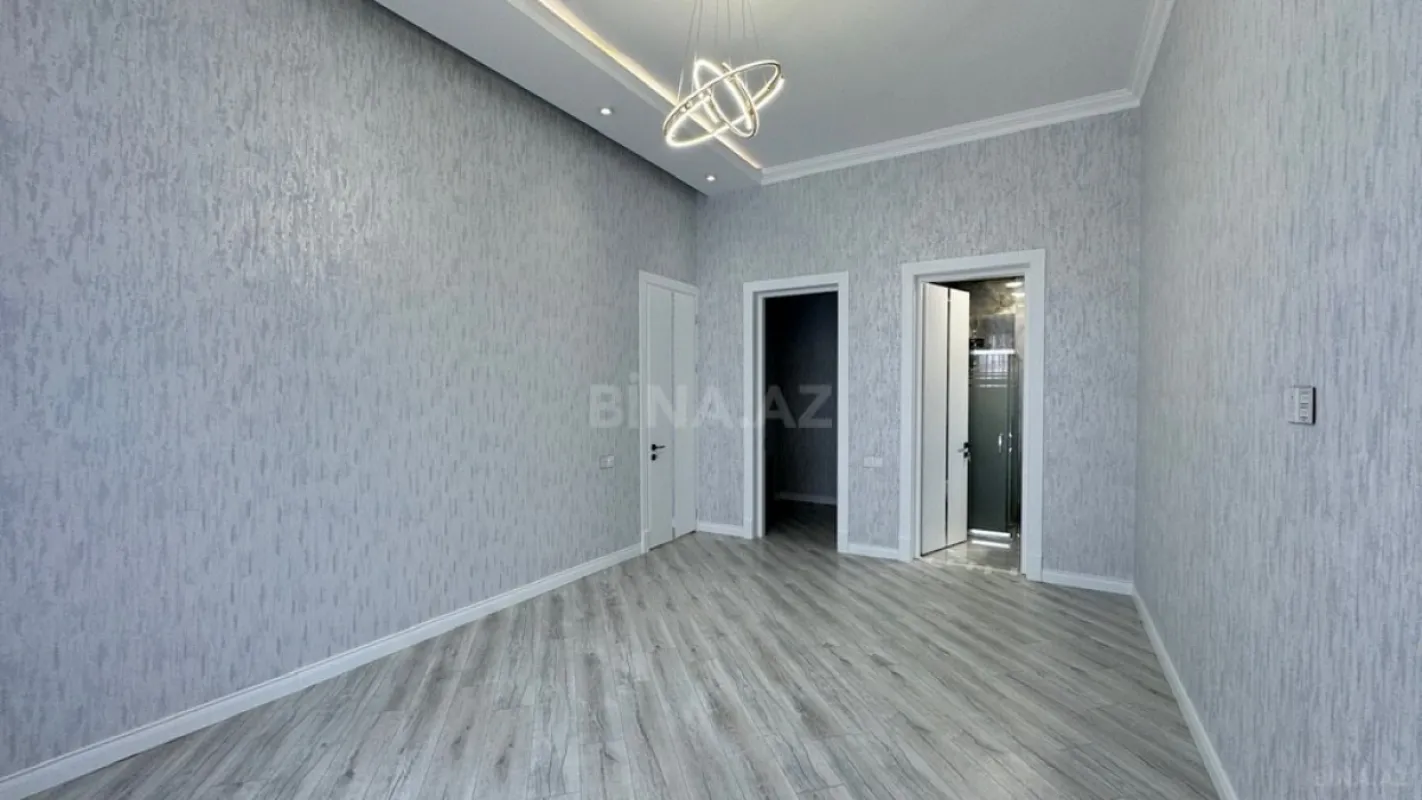 Satılır 5 otaqlı həyət evi 220 m²
