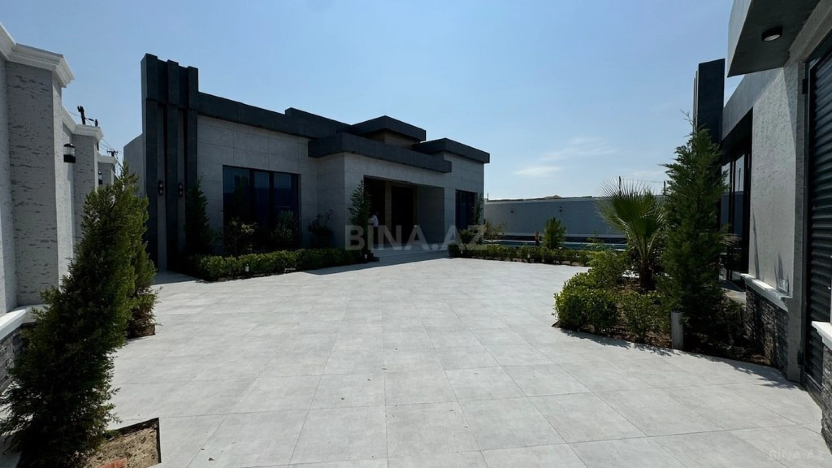 Satılır 5 otaqlı həyət evi 220 m²