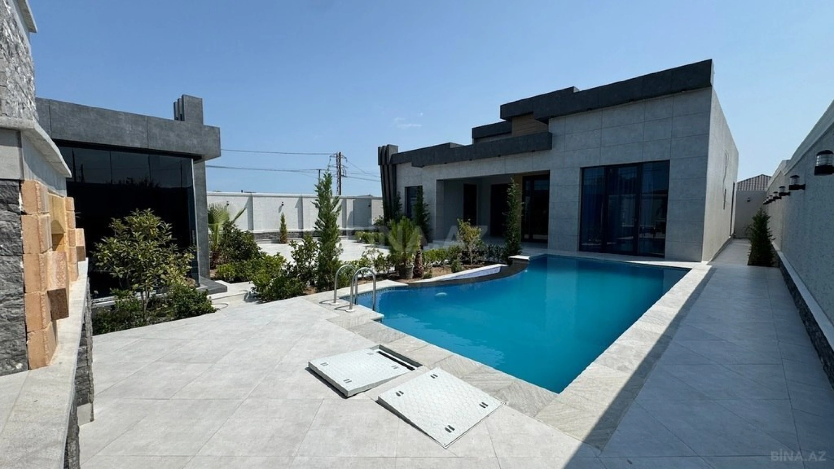 Satılır 5 otaqlı həyət evi 220 m²