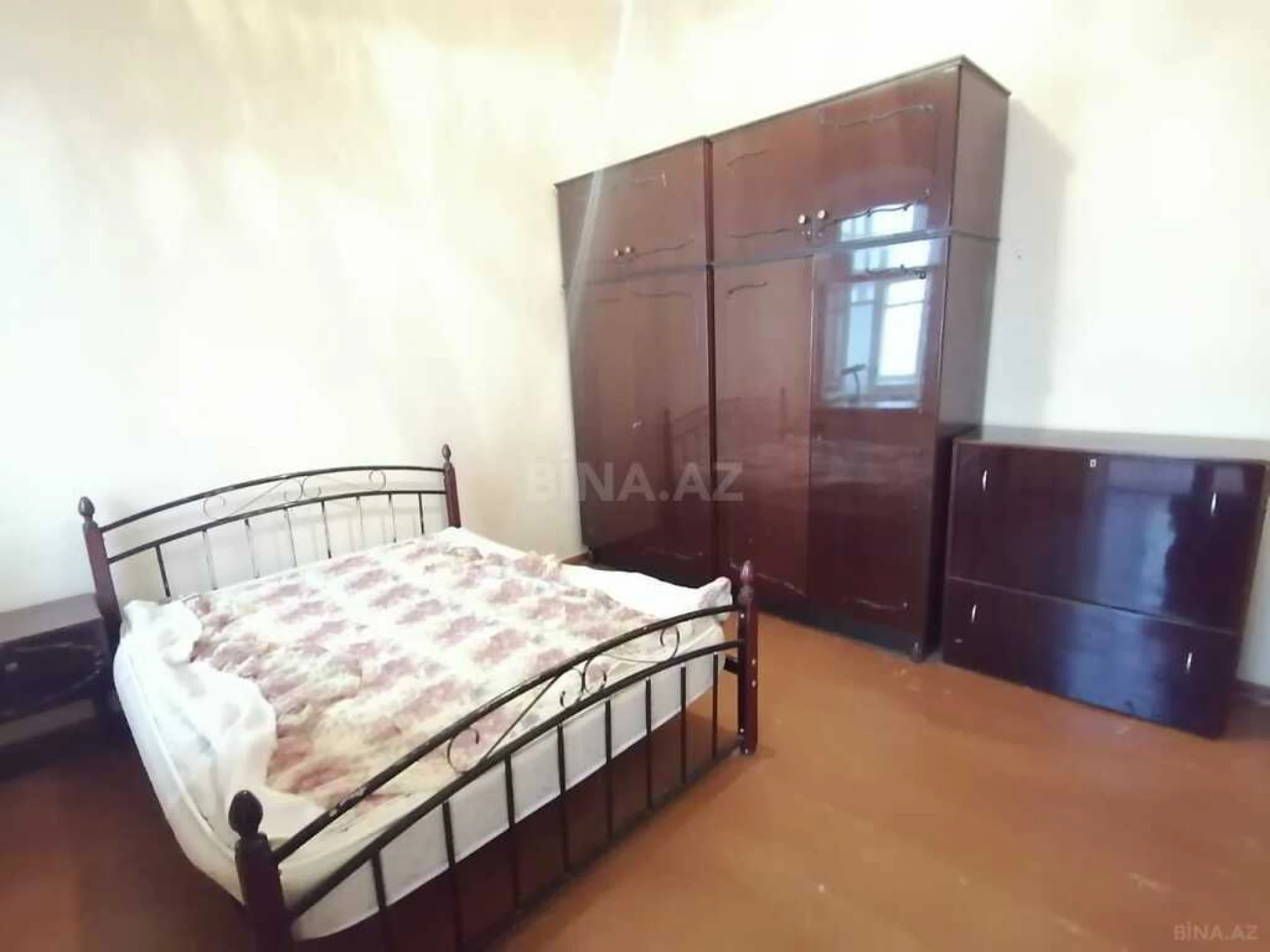 Satılır 3 otaqlı mənzil 100 m²