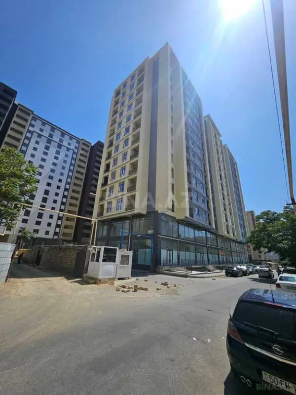 Satılır 2 otaqlı mənzil 102.5 m²
