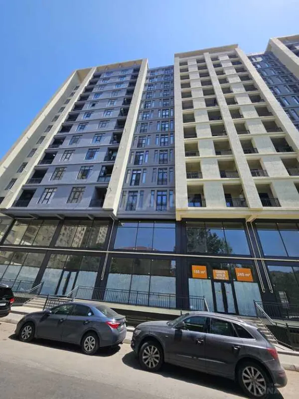 Satılır 2 otaqlı mənzil 102.5 m²