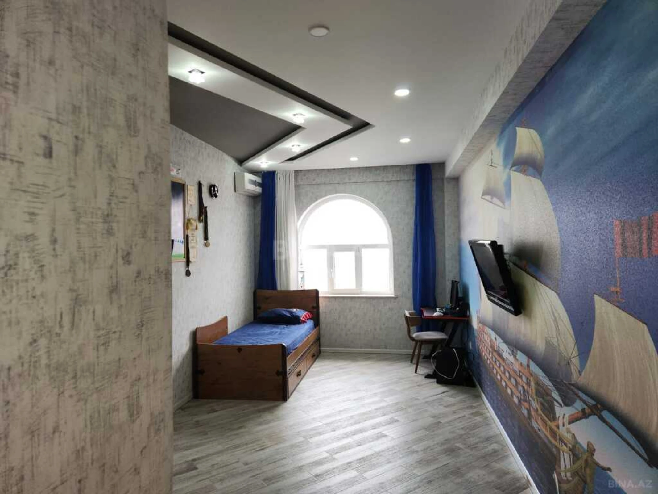 Satılır 3 otaqlı mənzil 125.5 m²