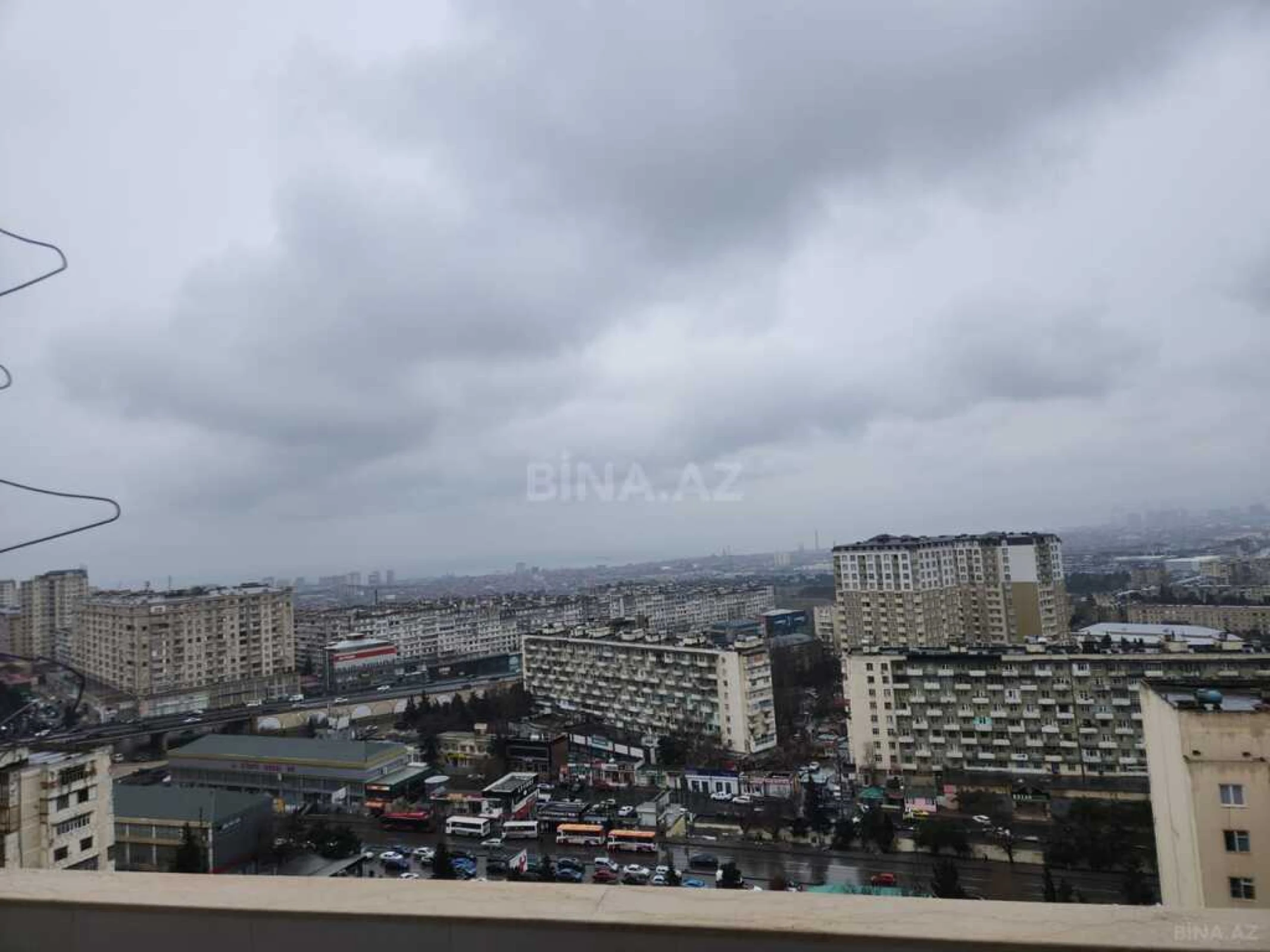 Satılır 3 otaqlı mənzil 125.5 m²