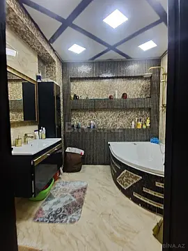 Satılır 3 otaqlı mənzil 140 m²