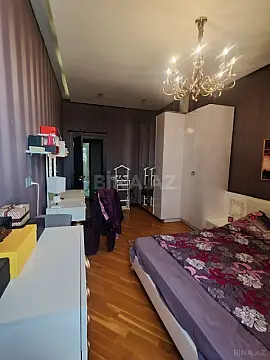 Satılır 3 otaqlı mənzil 140 m²