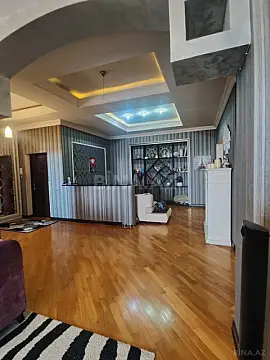 Satılır 3 otaqlı mənzil 140 m²