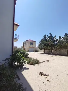 Satılır 6 otaqlı həyət evi 250 m²
